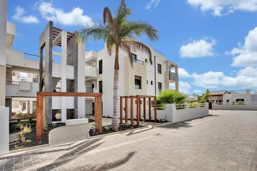 2 Terraces Apartment W/ Astonishing Views. Costa De Antigua